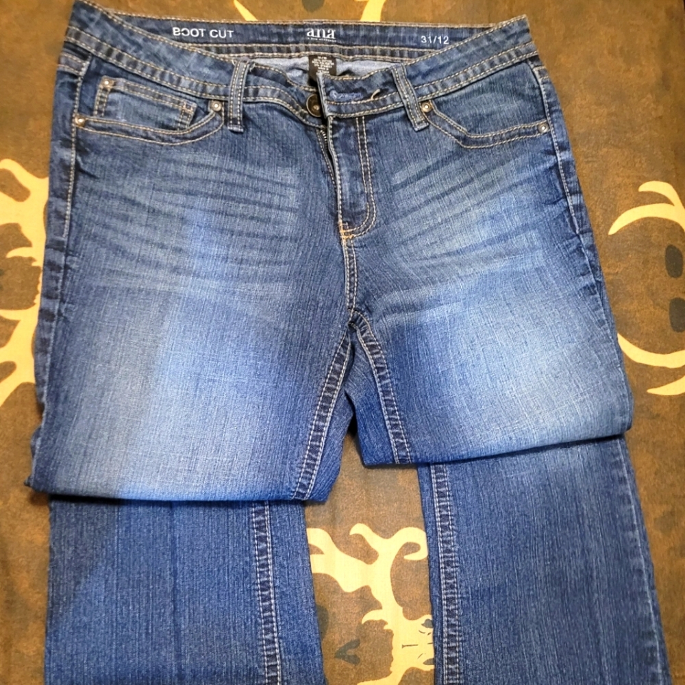 A.N.A. Bootcut Jeans